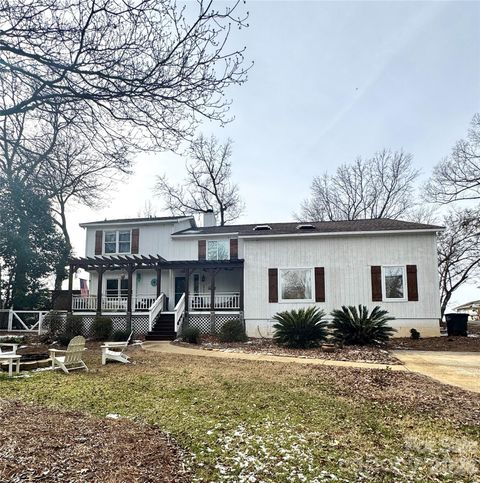 Photo of 3052 Point Clear Drive, Fort Mill, SC 29708 (MLS # 4341379)