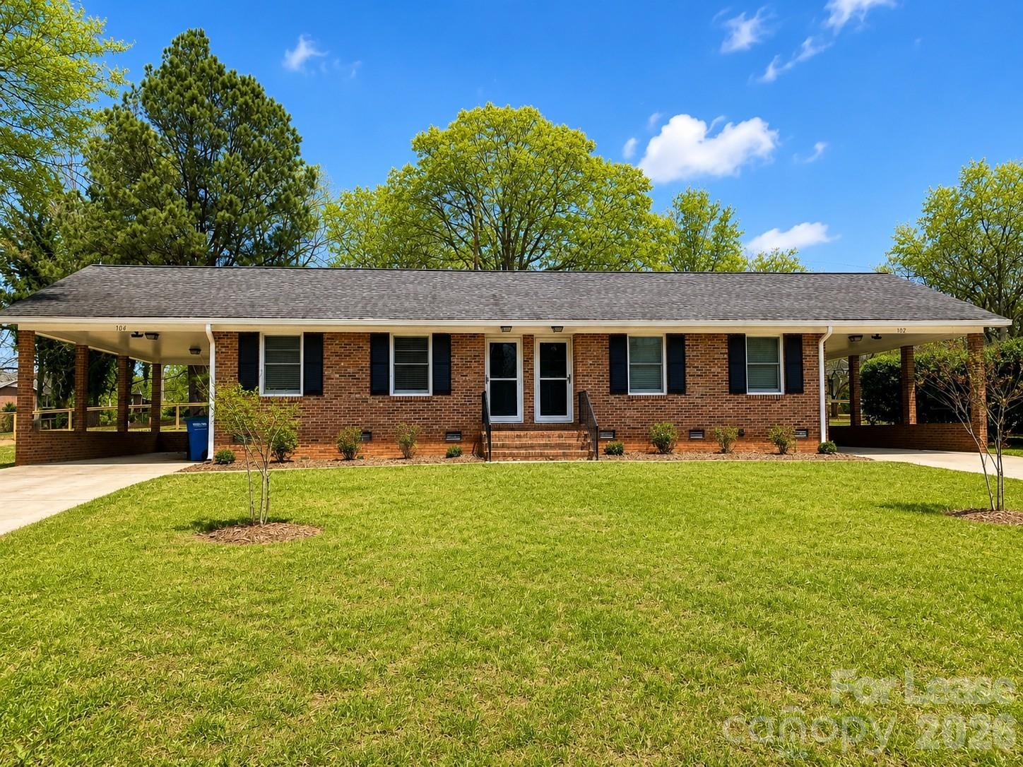 Photo 1 of 10 — 104 Secrest Avenue, Belmont, NC 28012