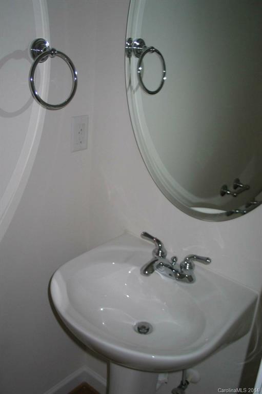 Pine Forest - Residential Lease