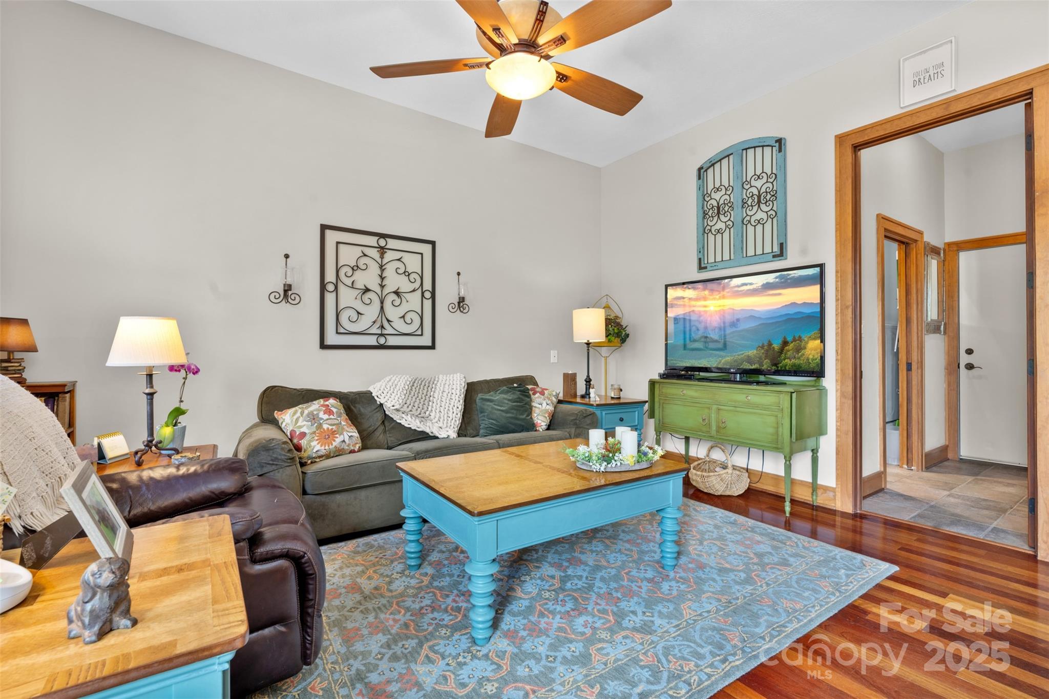 Valle Cay - Residential