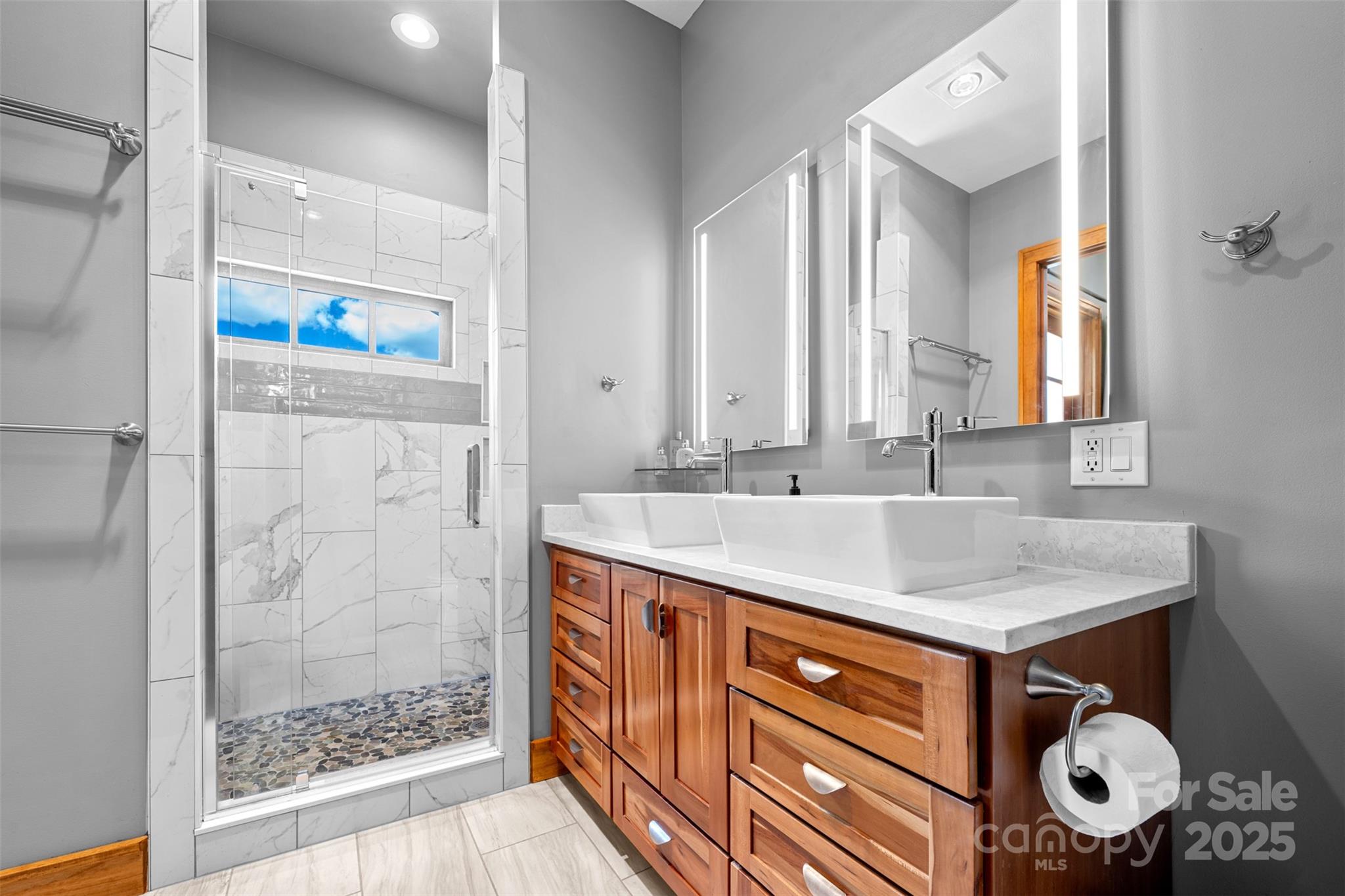 Valle Cay - Residential