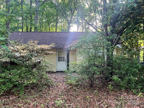 5534 Great Wagon Road Charlotte NC 28215