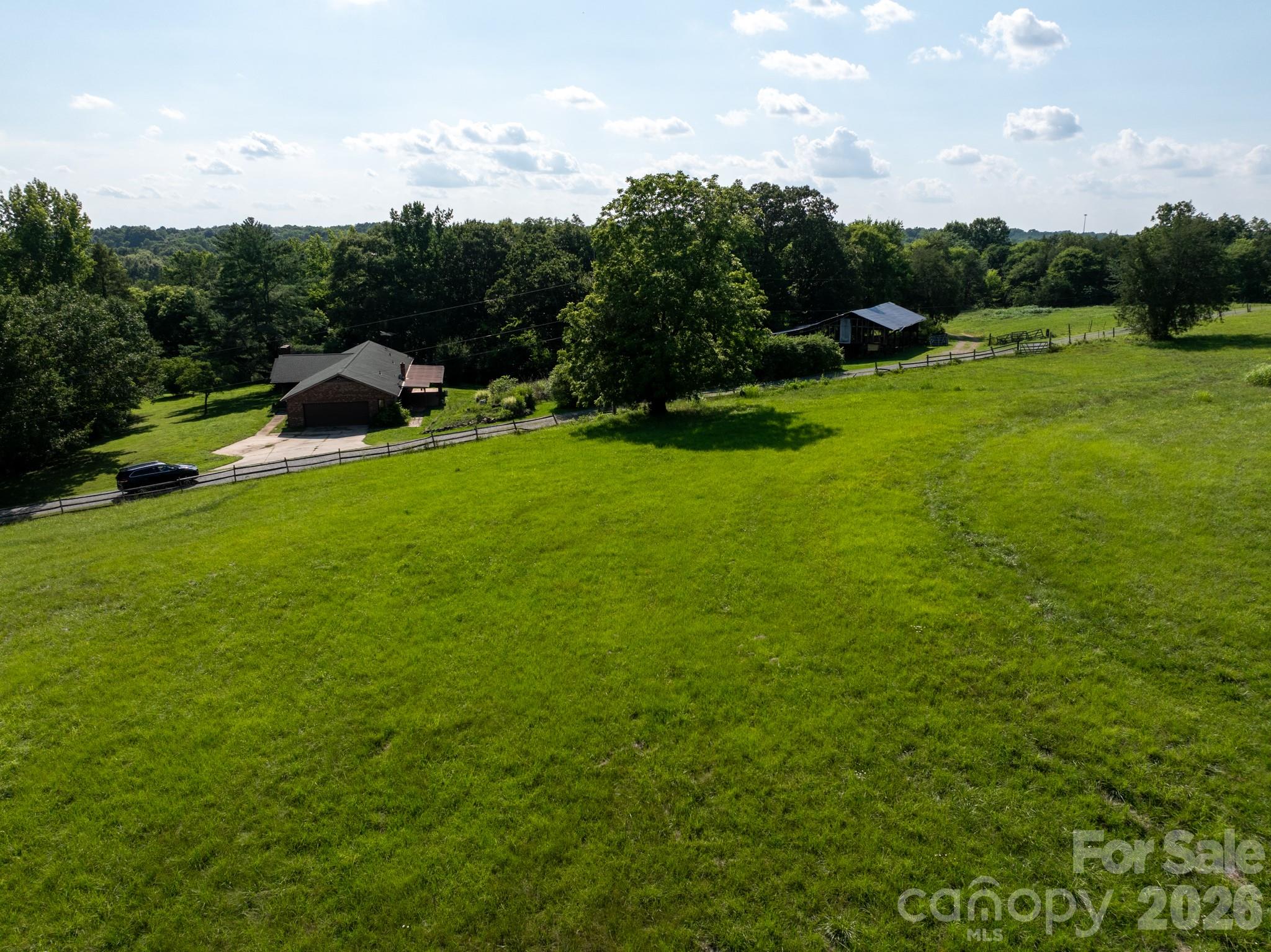 2555 Biggers Road