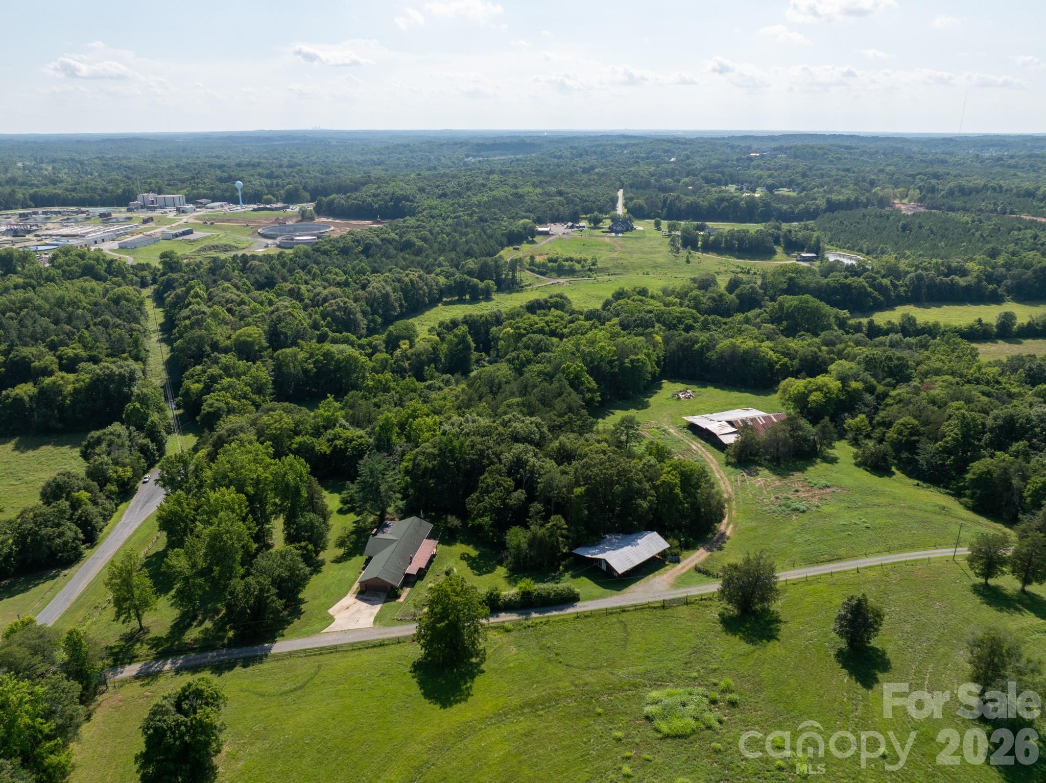 2555 Biggers Road
