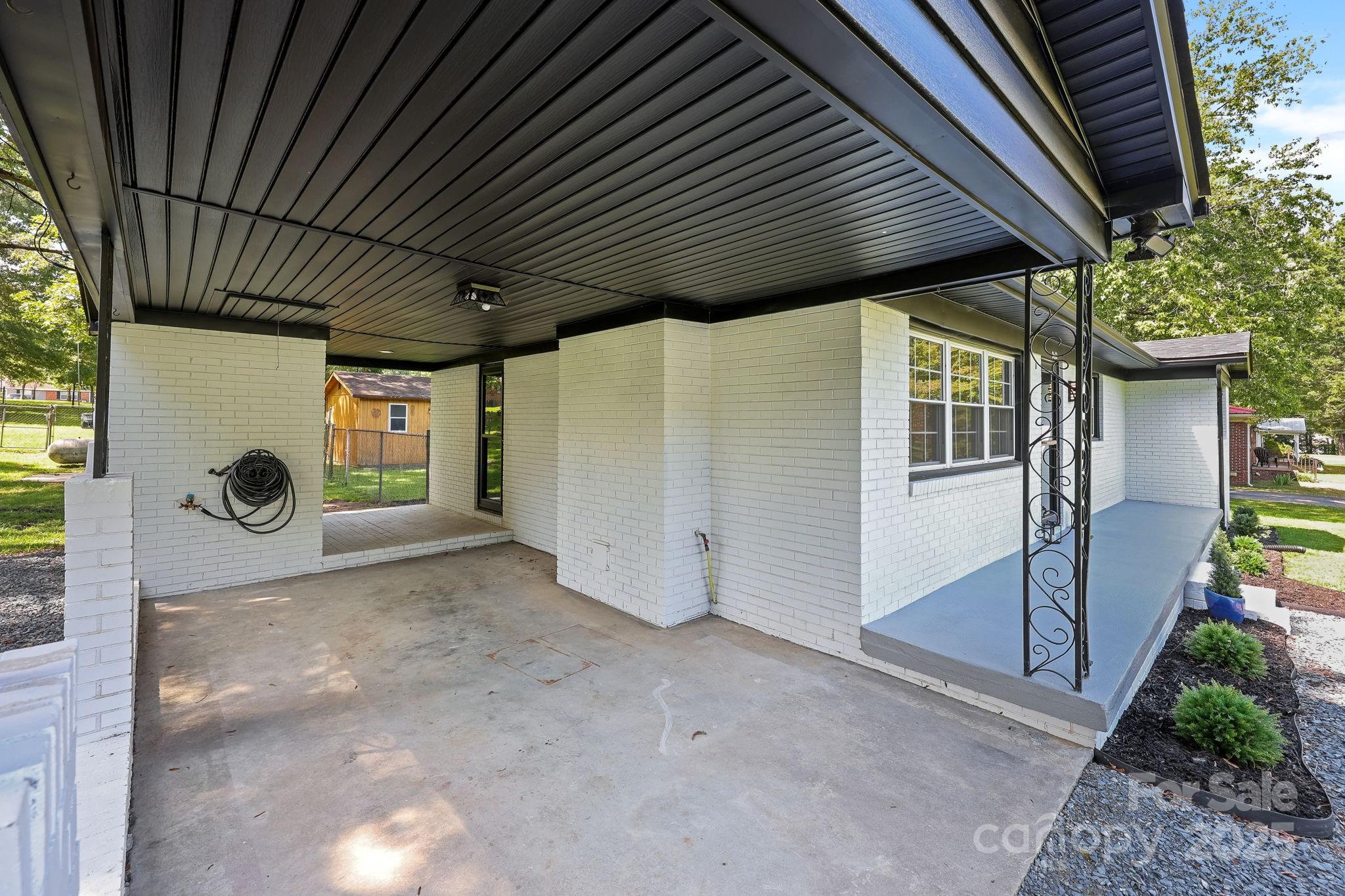 Anderson Heights - Residential