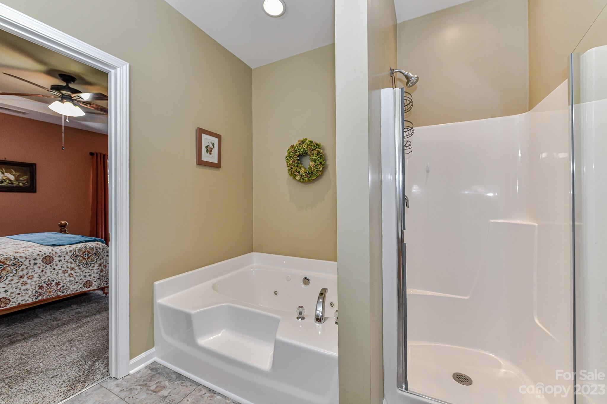 Autumn Cove At Lake Wylie - Residential