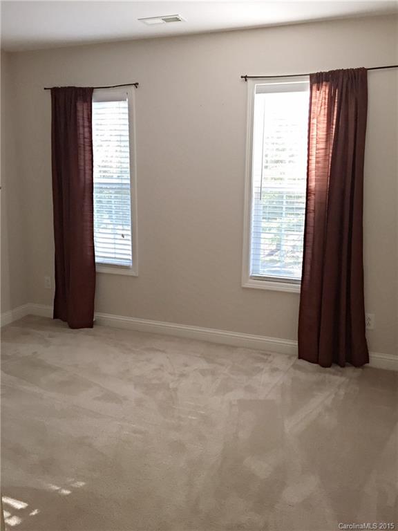 Hunters Pointe - Residential