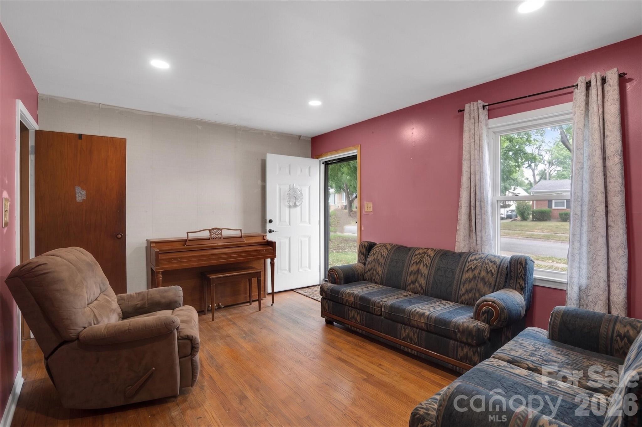 1616 Mcallister Drive