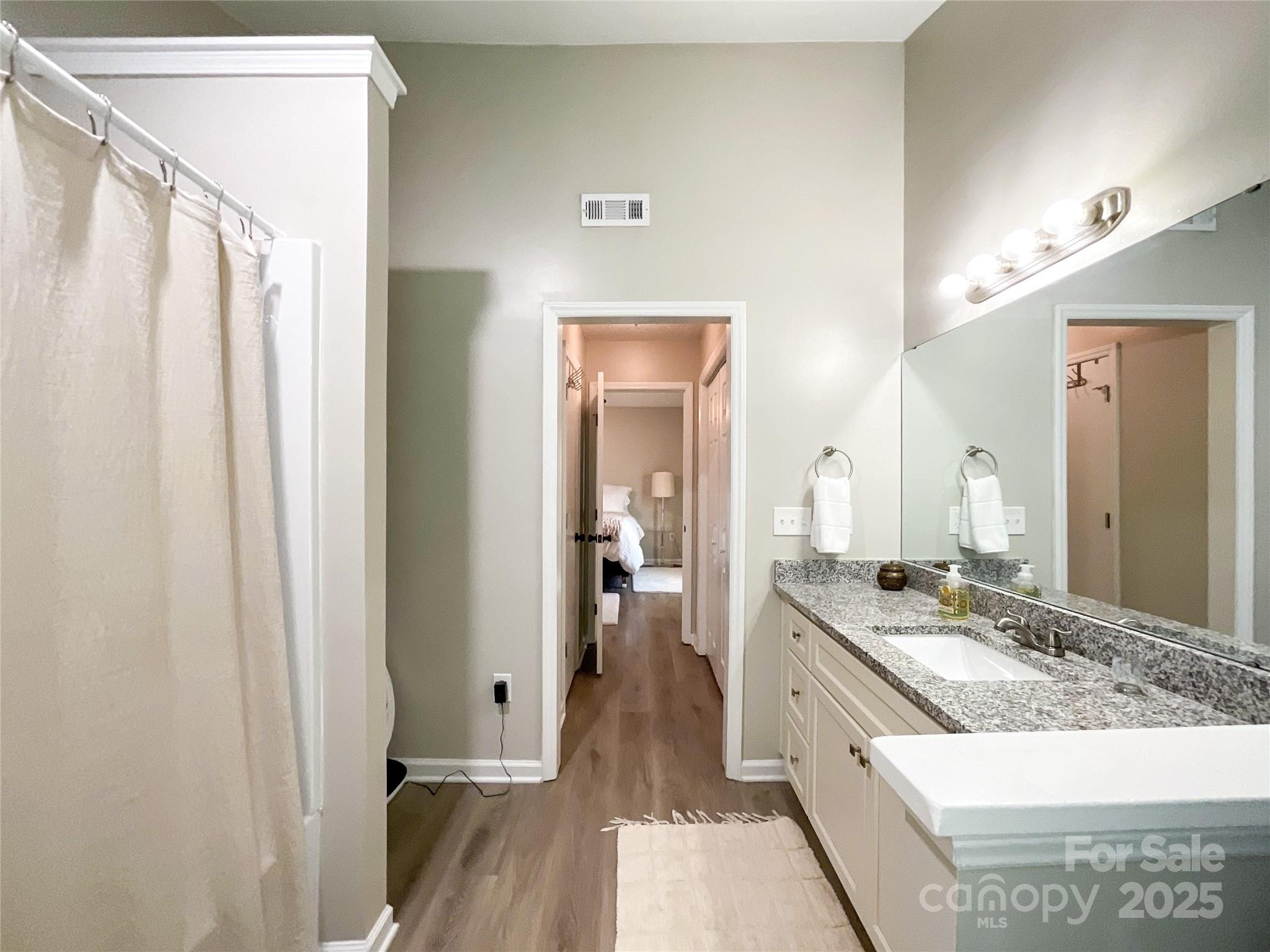 Glenwood Manor - Residential