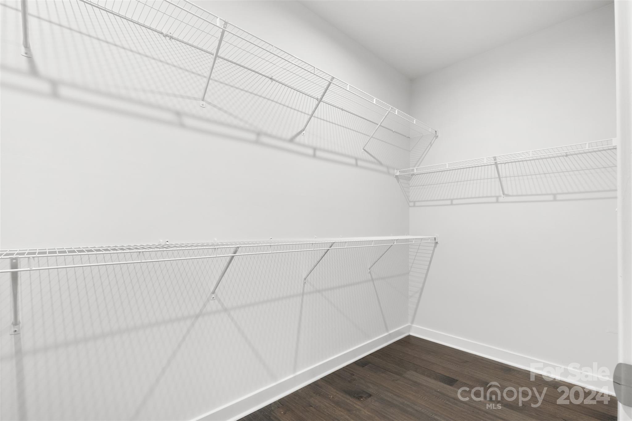 Holcomb Woods - Residential