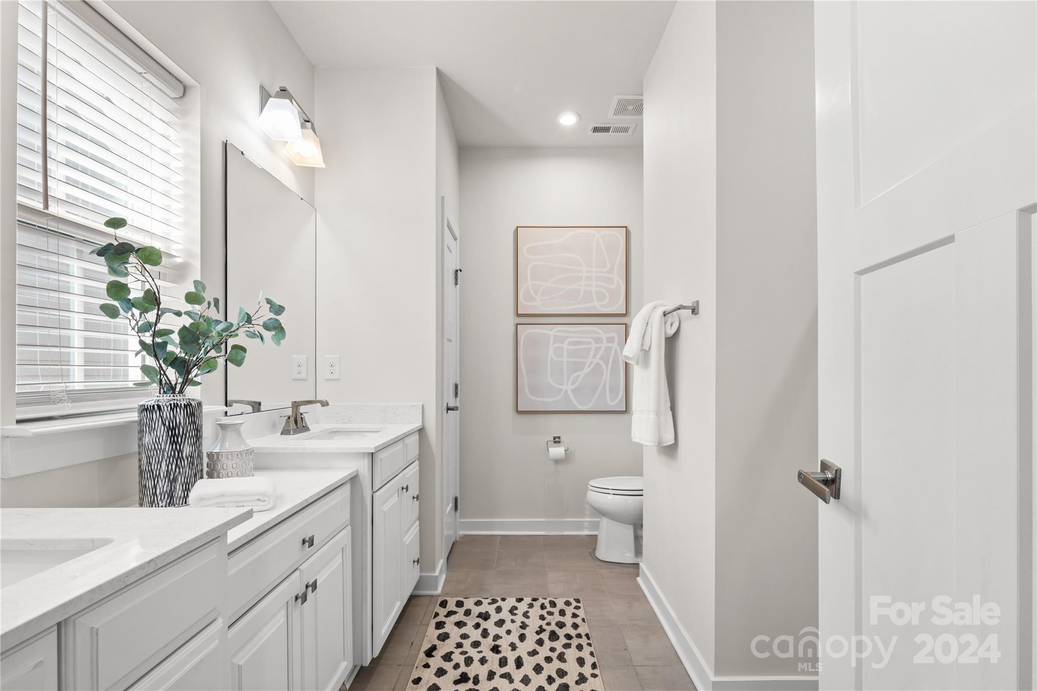 Holcomb Woods - Residential