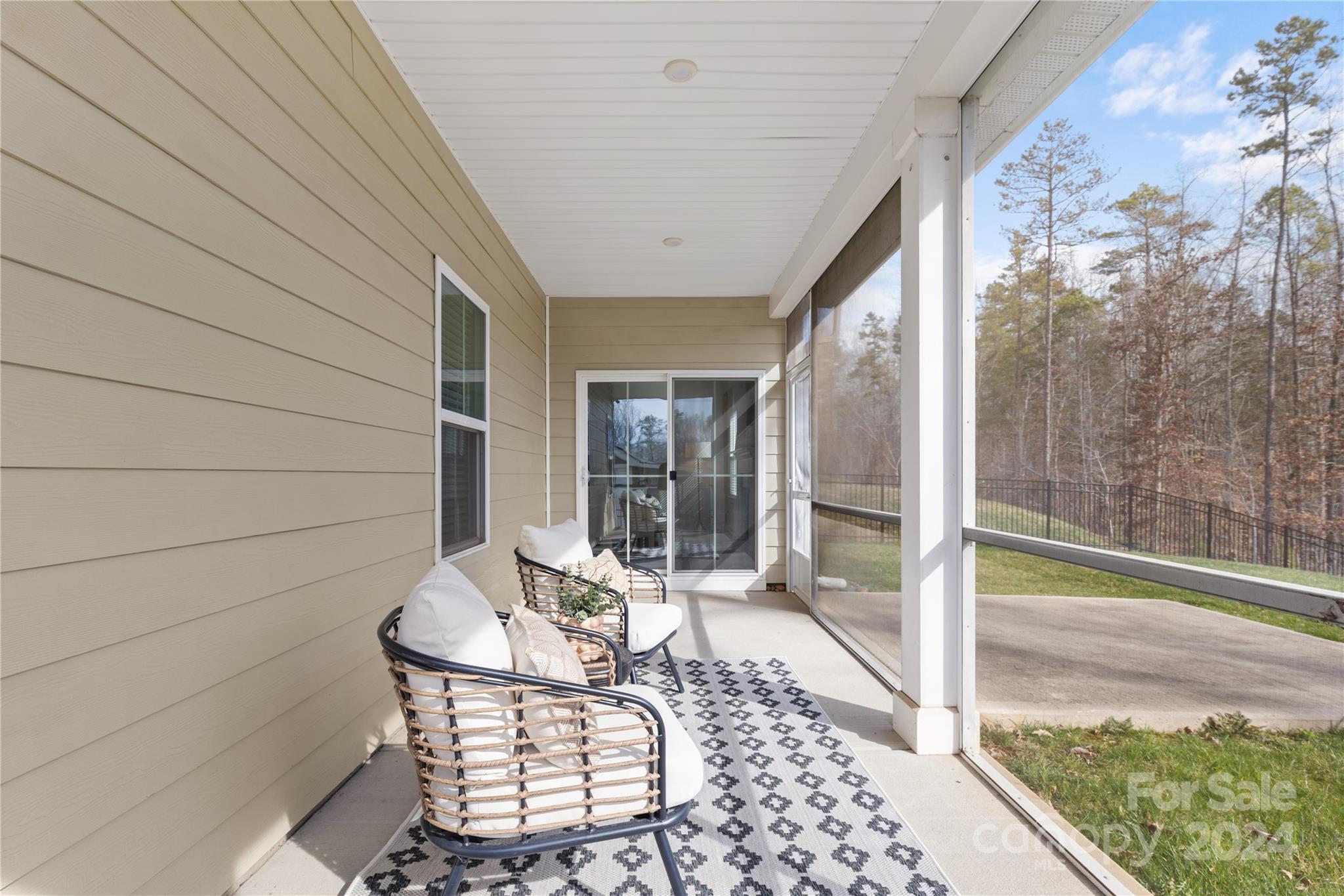 Holcomb Woods - Residential