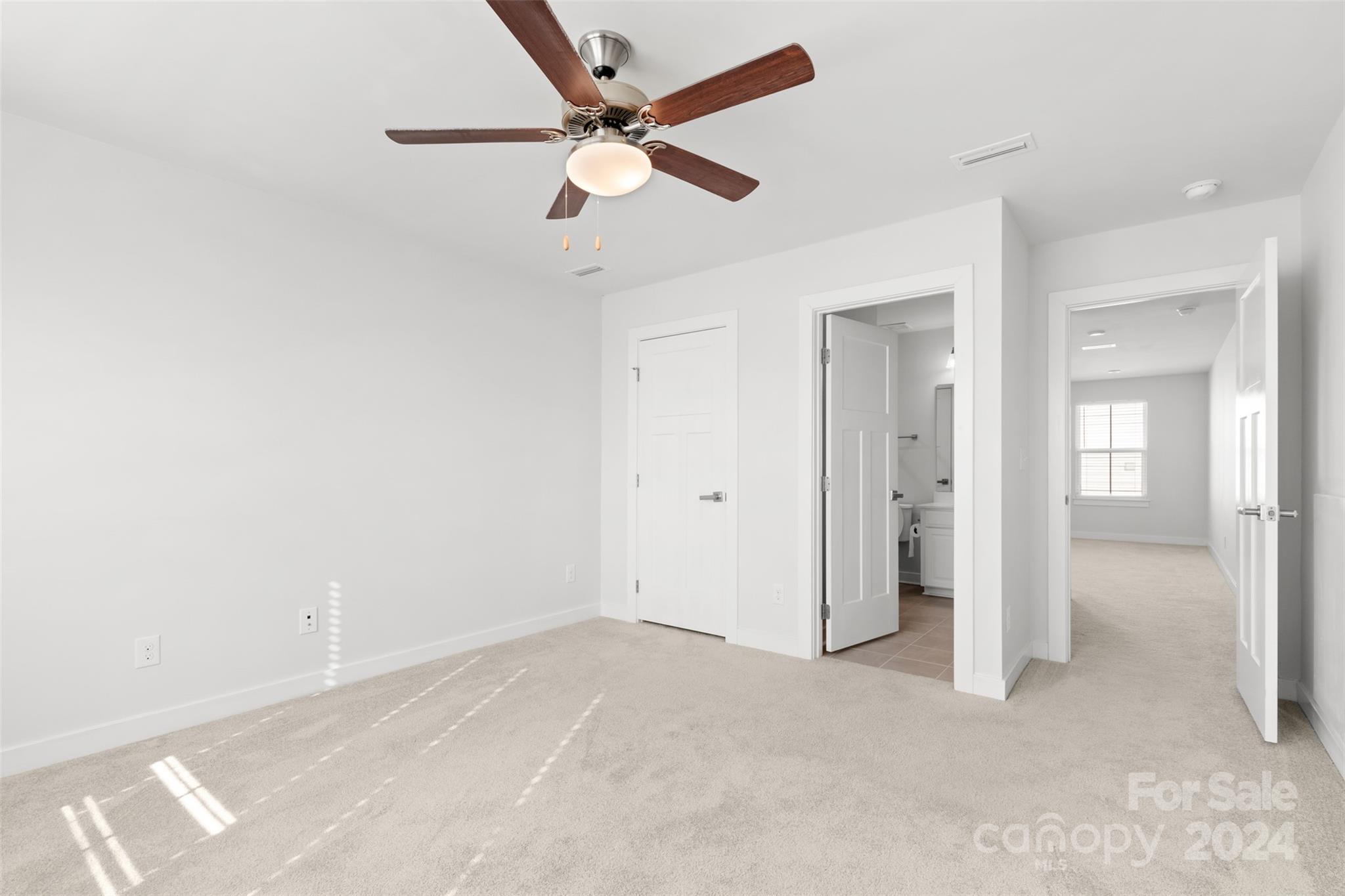 Holcomb Woods - Residential