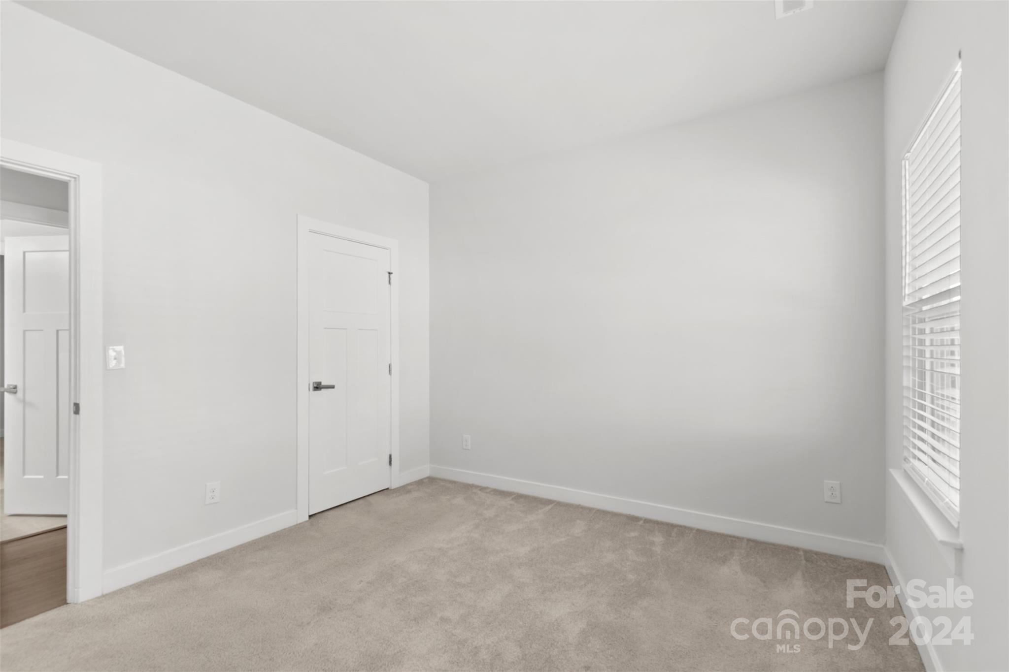 Holcomb Woods - Residential