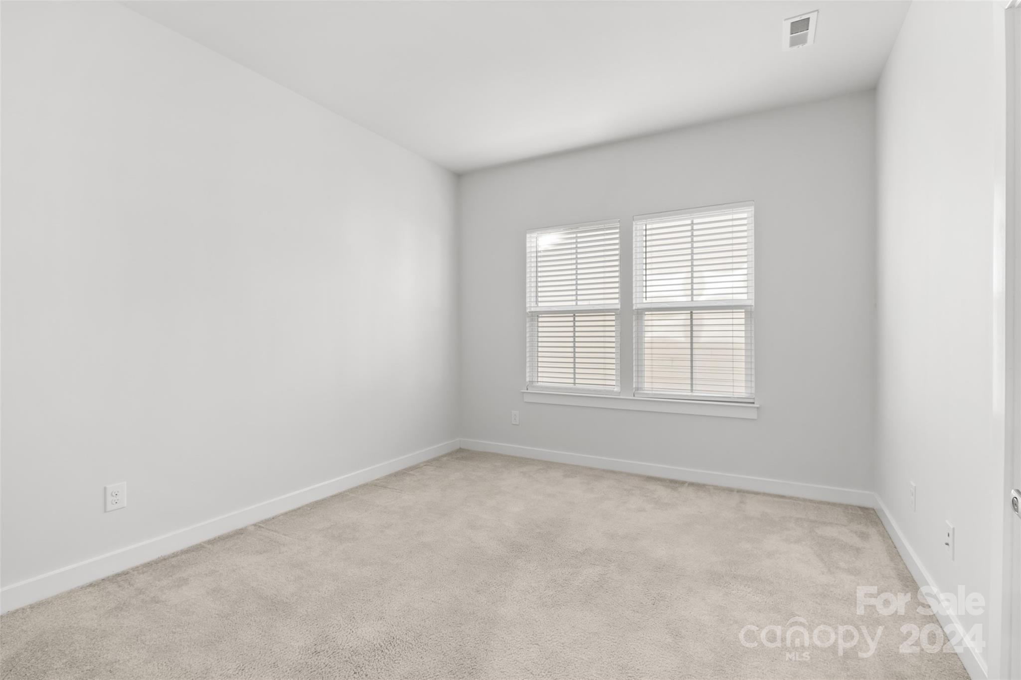 Holcomb Woods - Residential