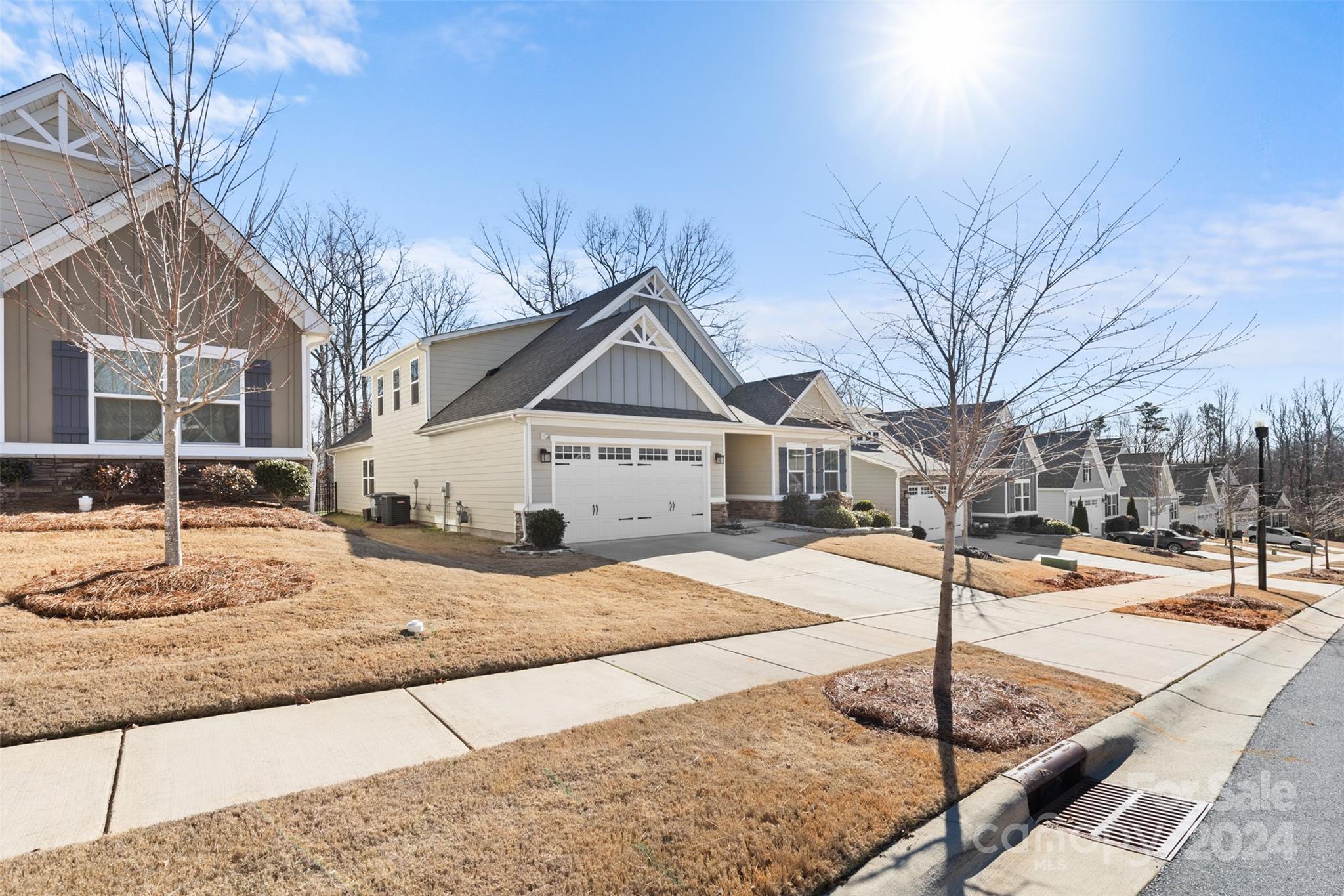 Holcomb Woods - Residential