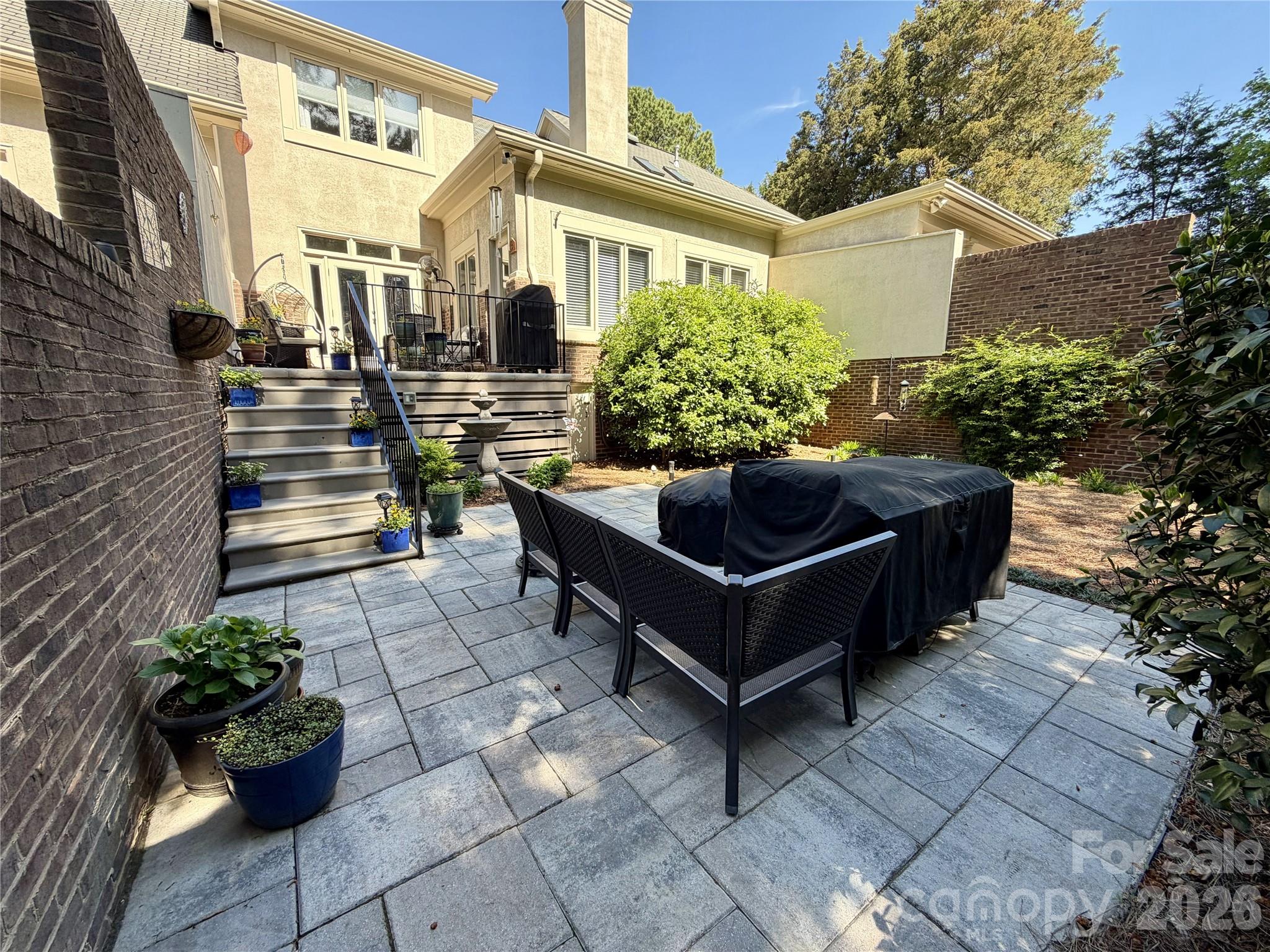 Challis Hill - Residential