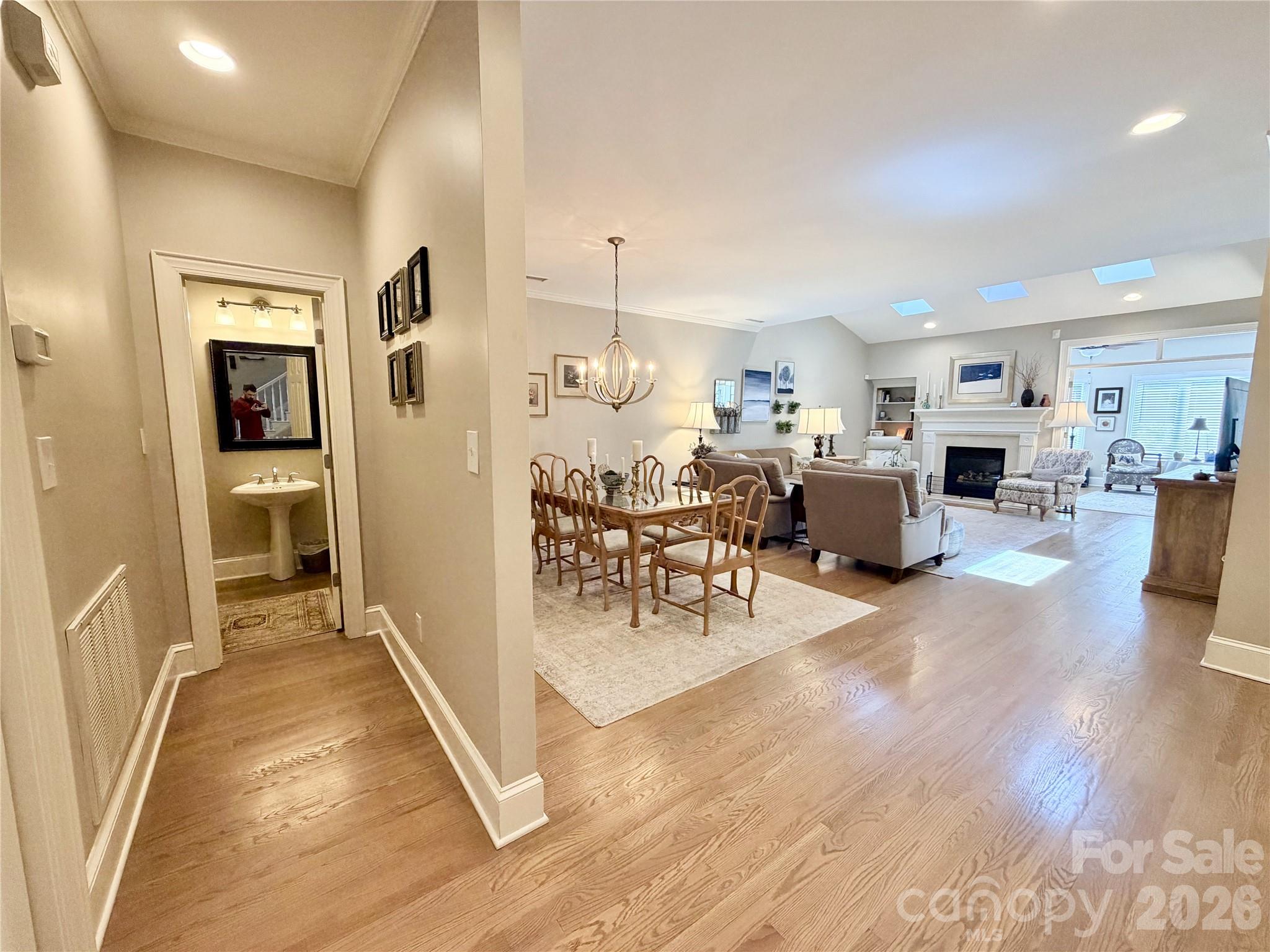 8964 Challis Hill Lane