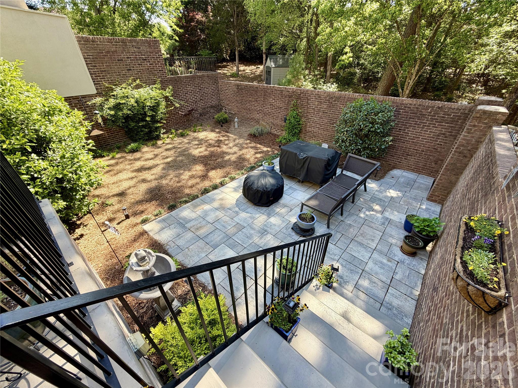 Challis Hill - Residential