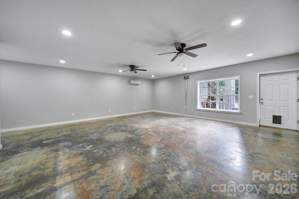 Mountain Creek - Residential