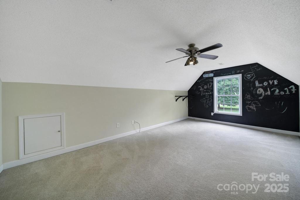 Mountain Creek - Residential