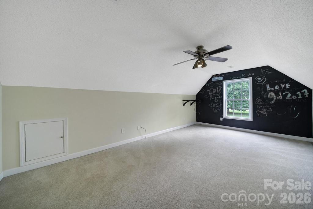 Mountain Creek - Residential