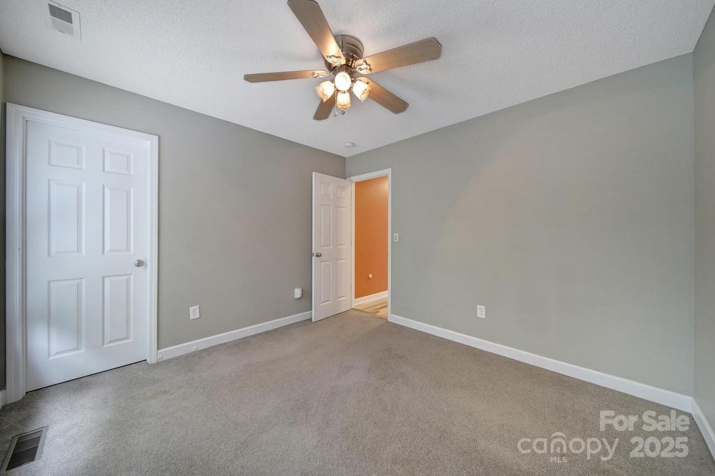 Mountain Creek - Residential