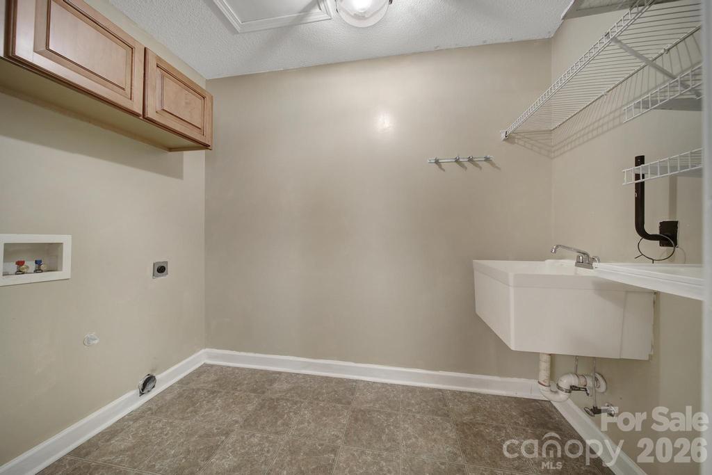 Mountain Creek - Residential