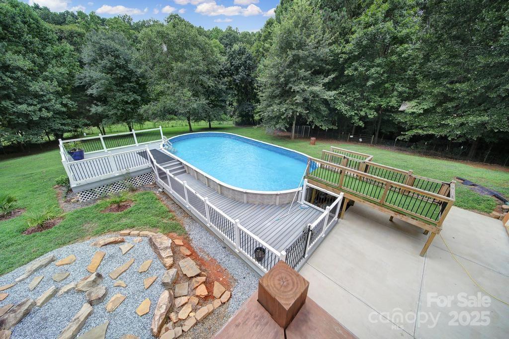 Mountain Creek - Residential