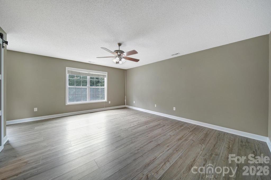 Mountain Creek - Residential