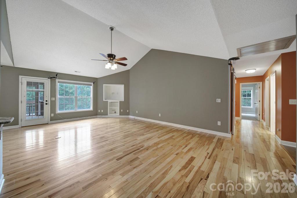 Mountain Creek - Residential