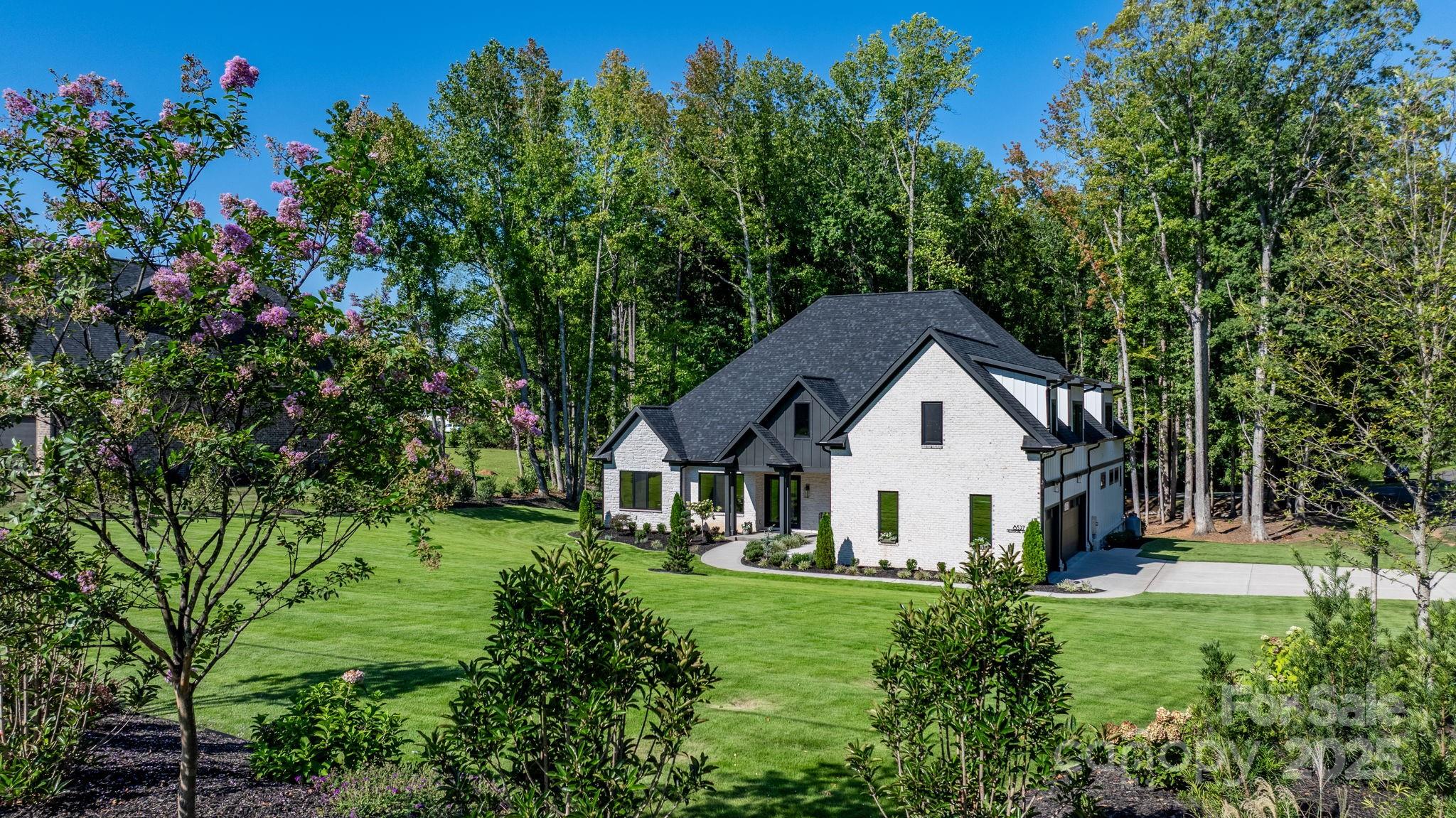 8527 Fieldstone Drive