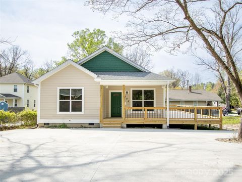 774 Allen Street W Hendersonville NC 29349