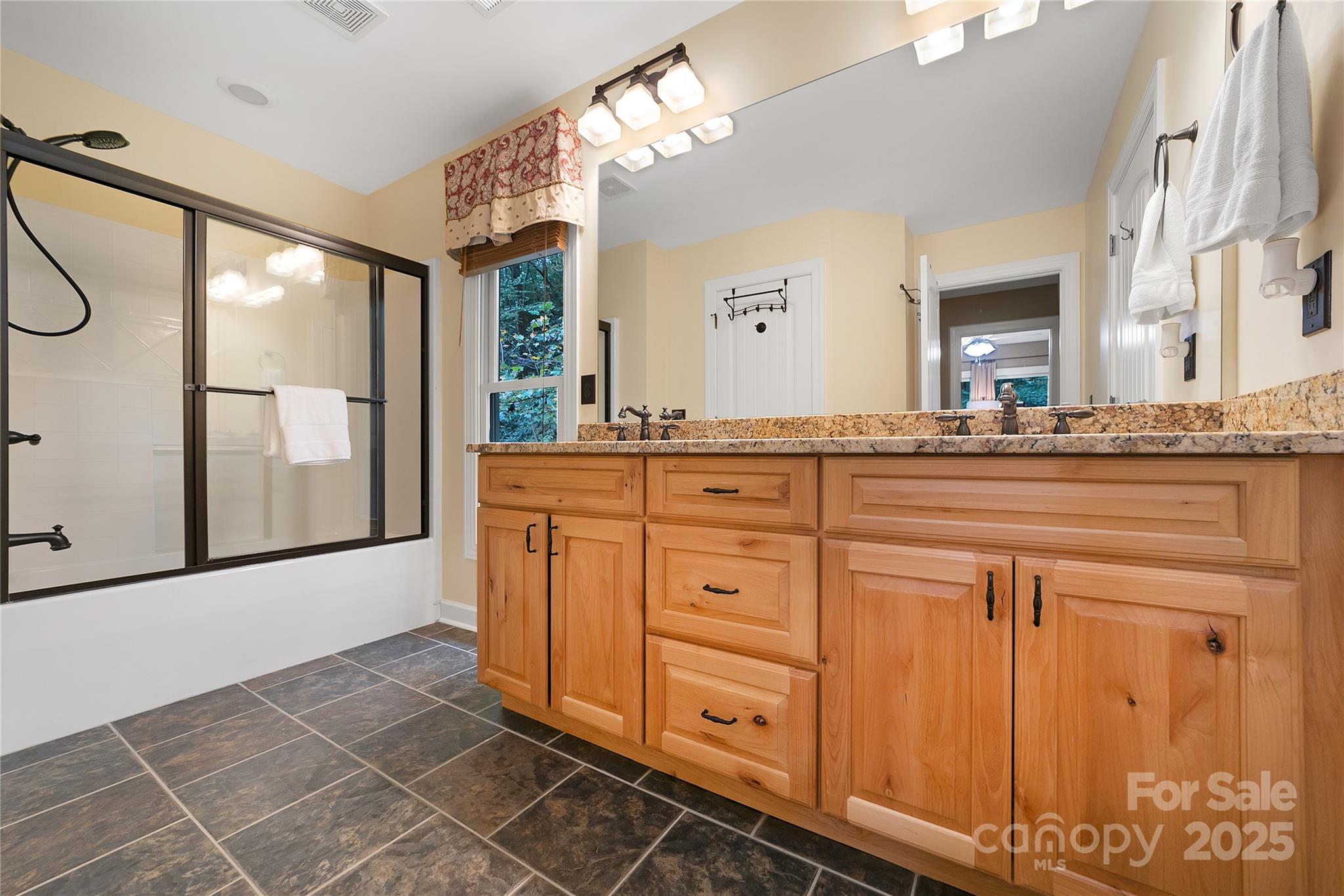 Connestee Falls - Residential