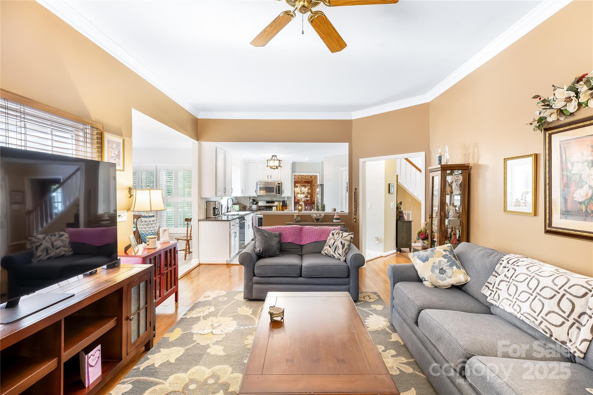 Davis Lake - Residential