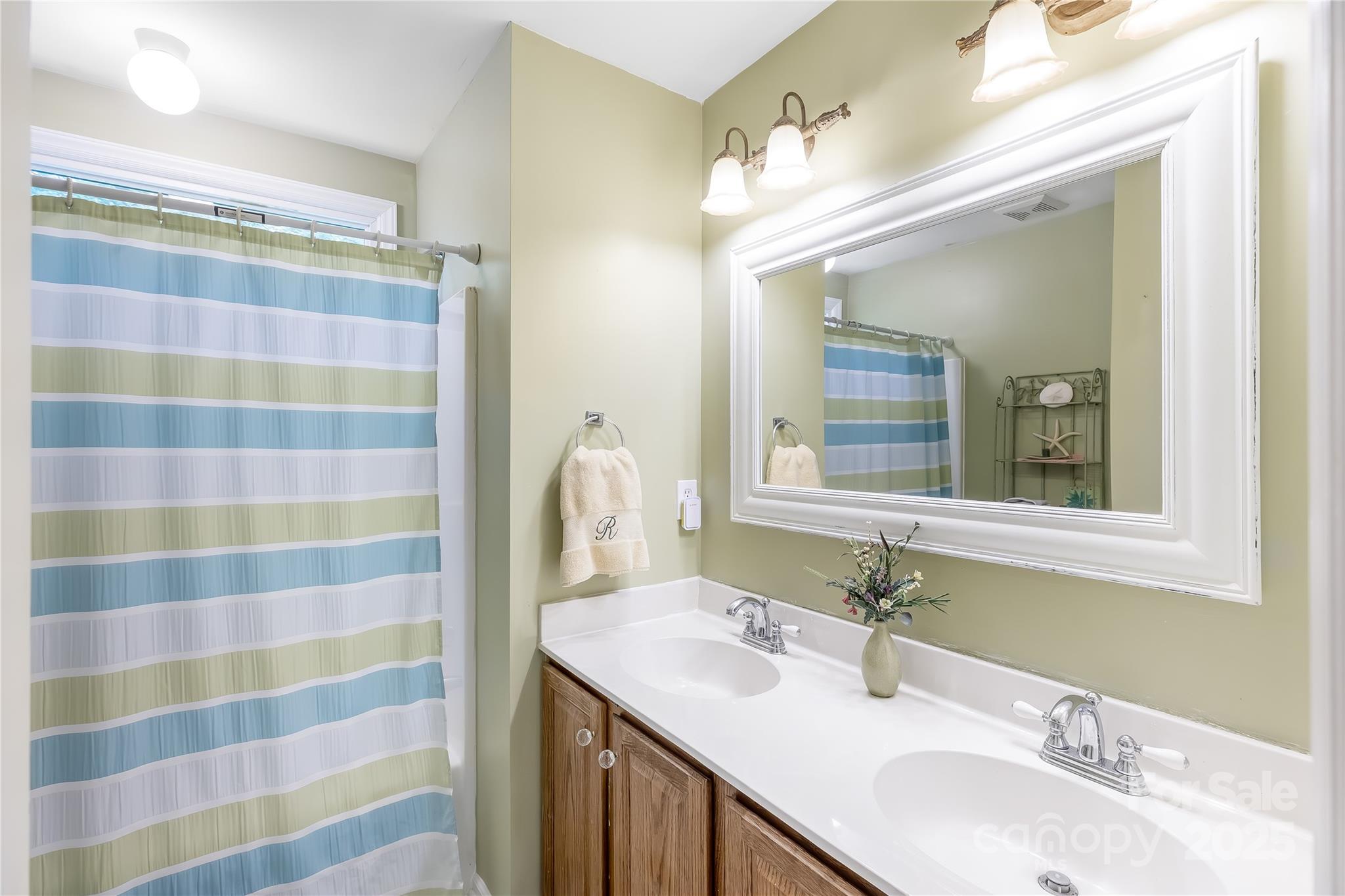 Davis Lake - Residential