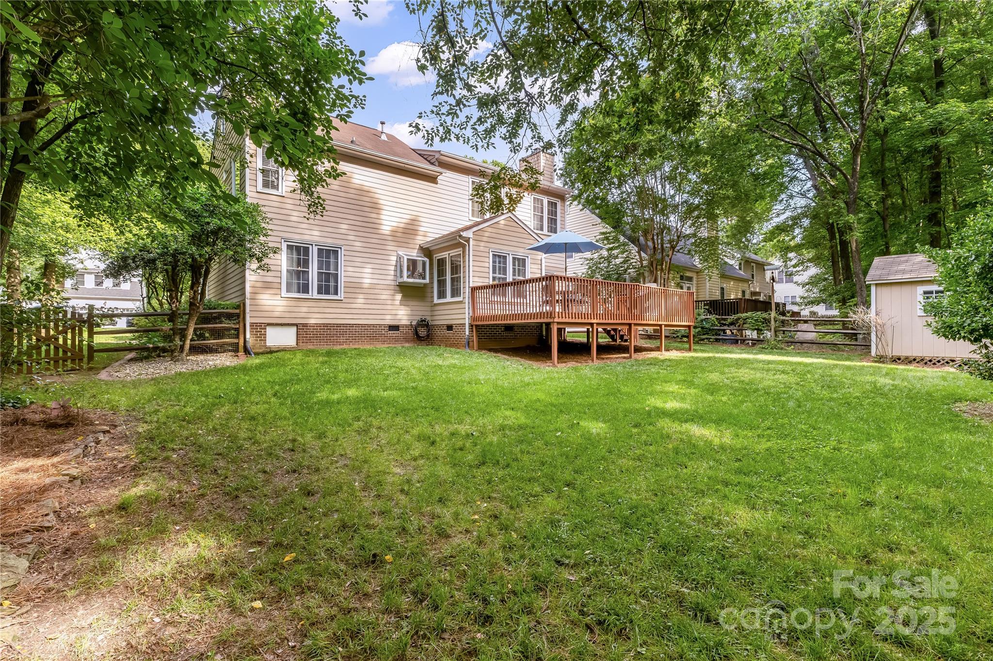 Davis Lake - Residential