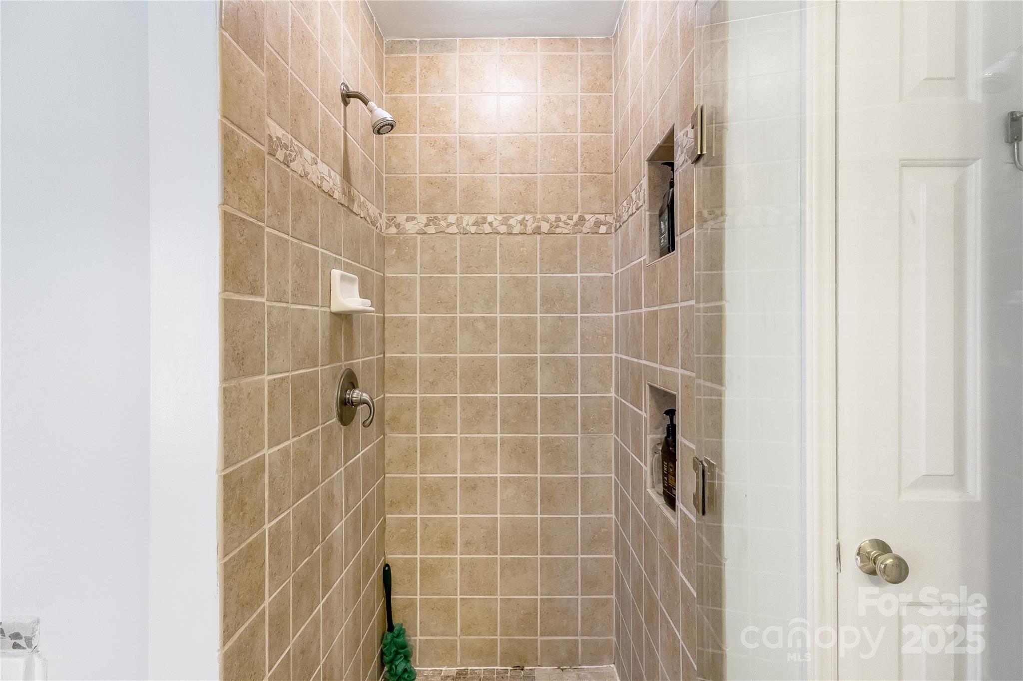 Davis Lake - Residential