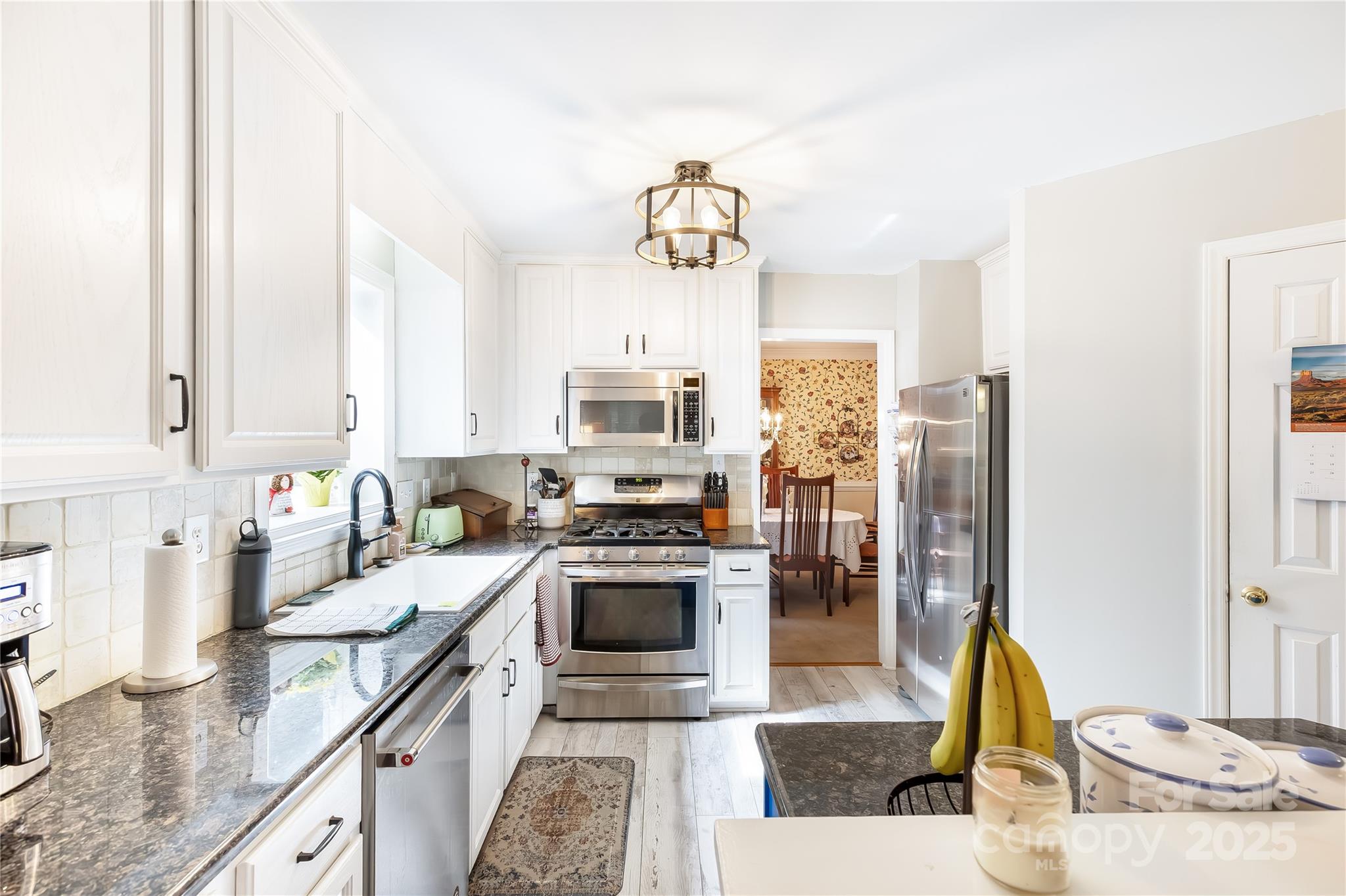 Davis Lake - Residential