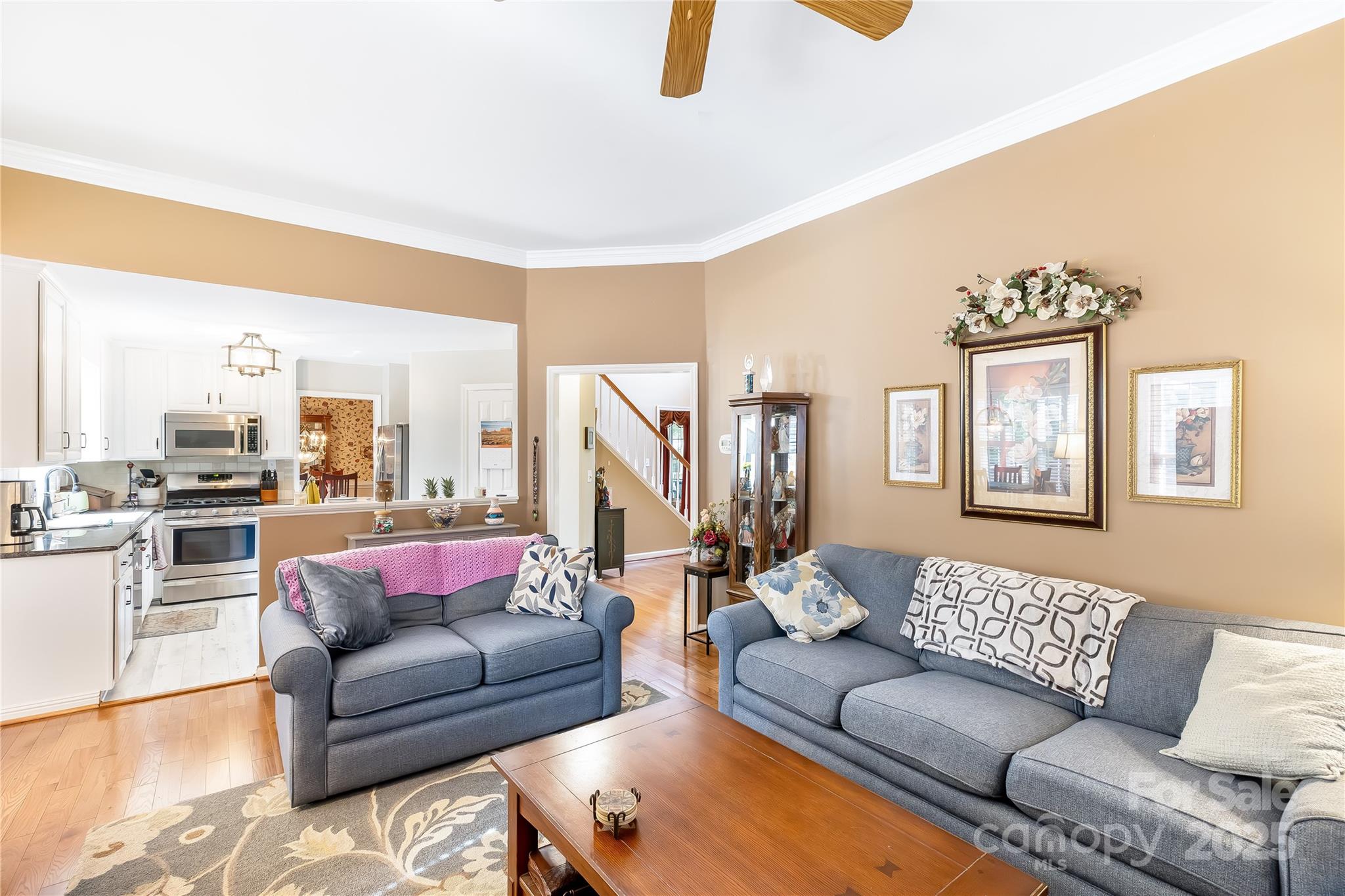 Davis Lake - Residential