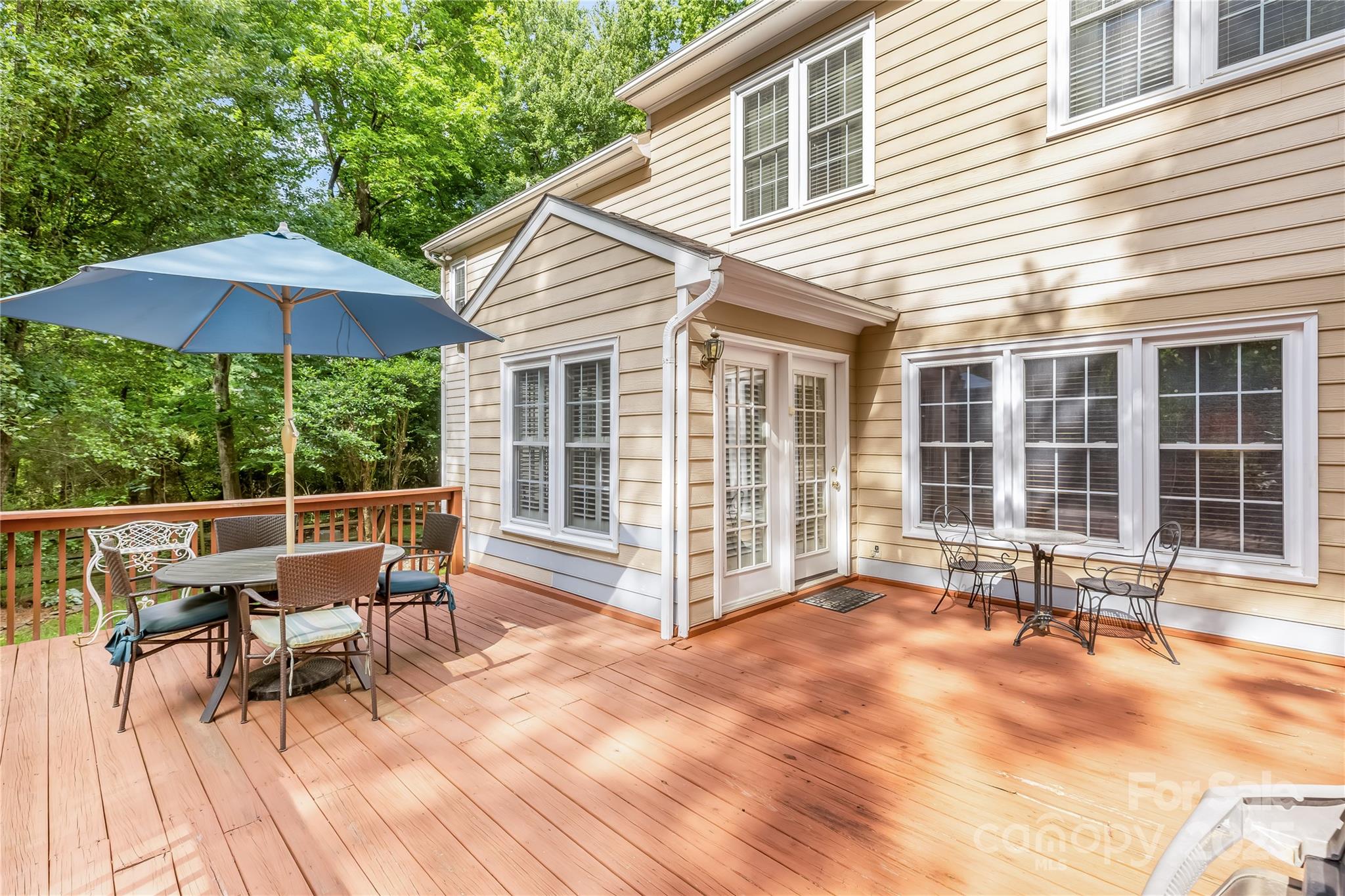 Davis Lake - Residential