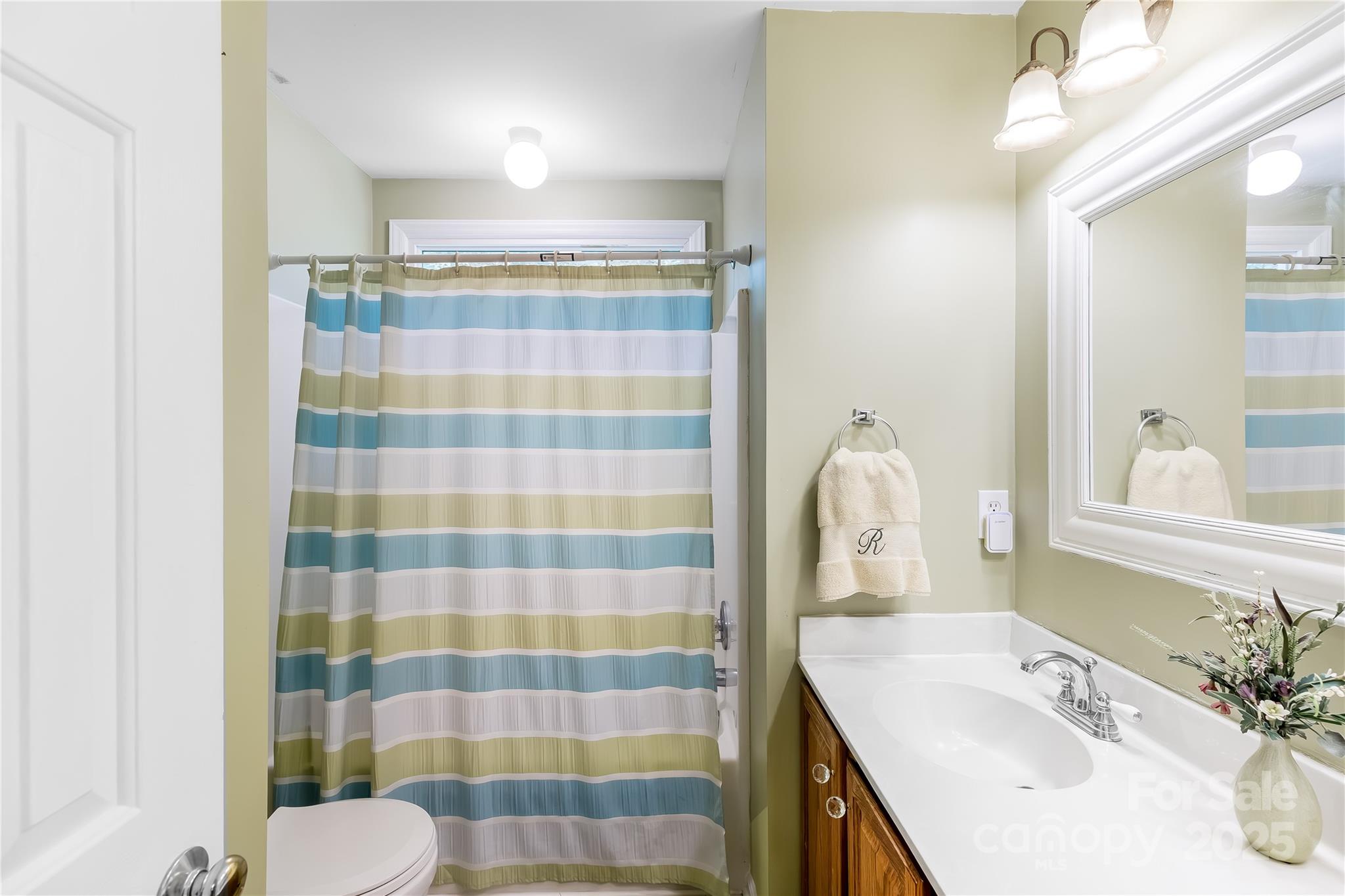 Davis Lake - Residential