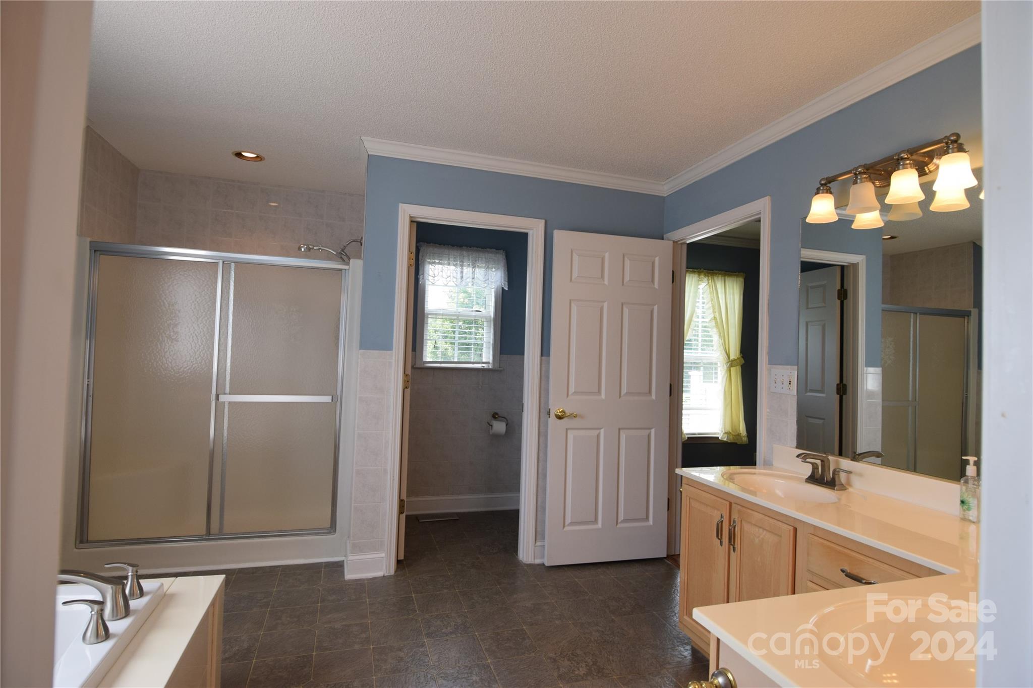 Oak Creek - Residential