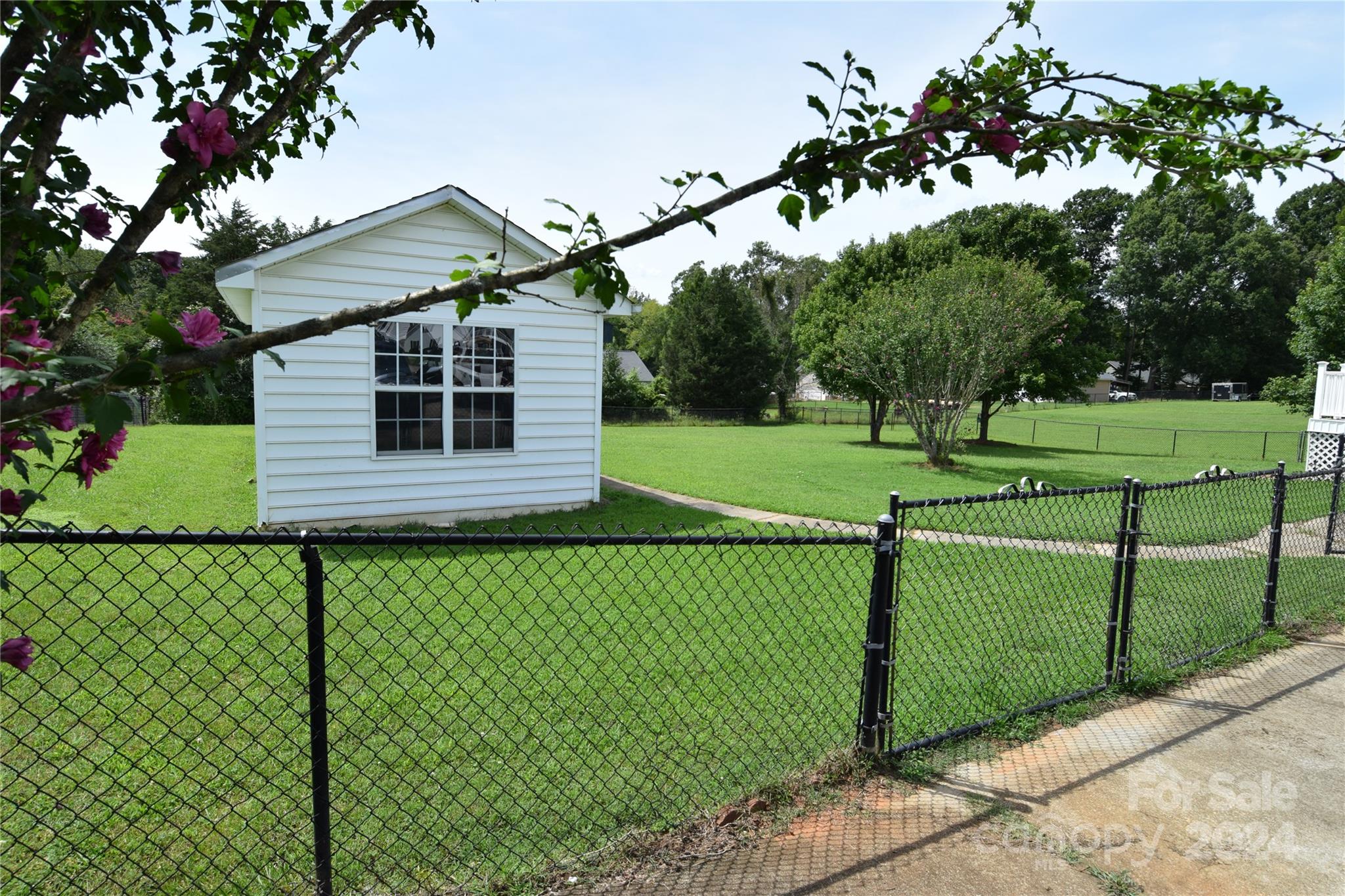 Oak Creek - Residential