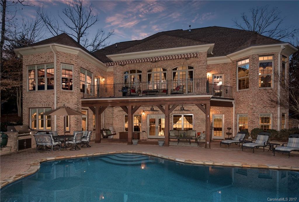 Victoria Lake - Residential