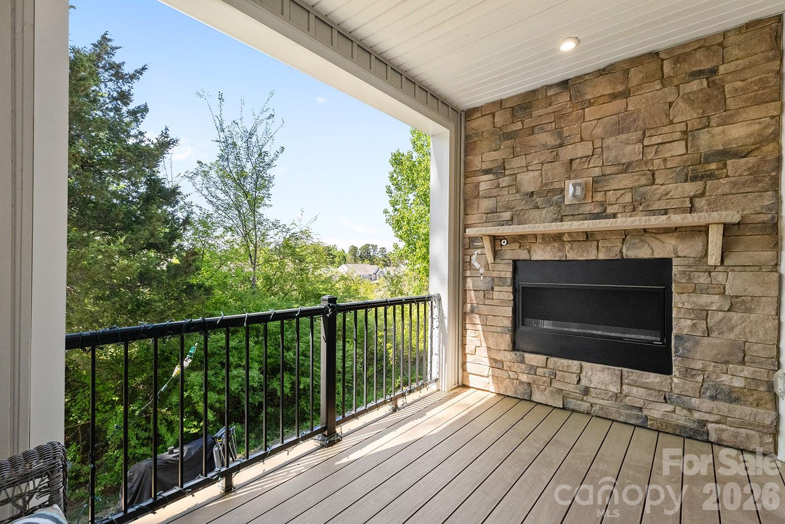 OakLawn - Residential