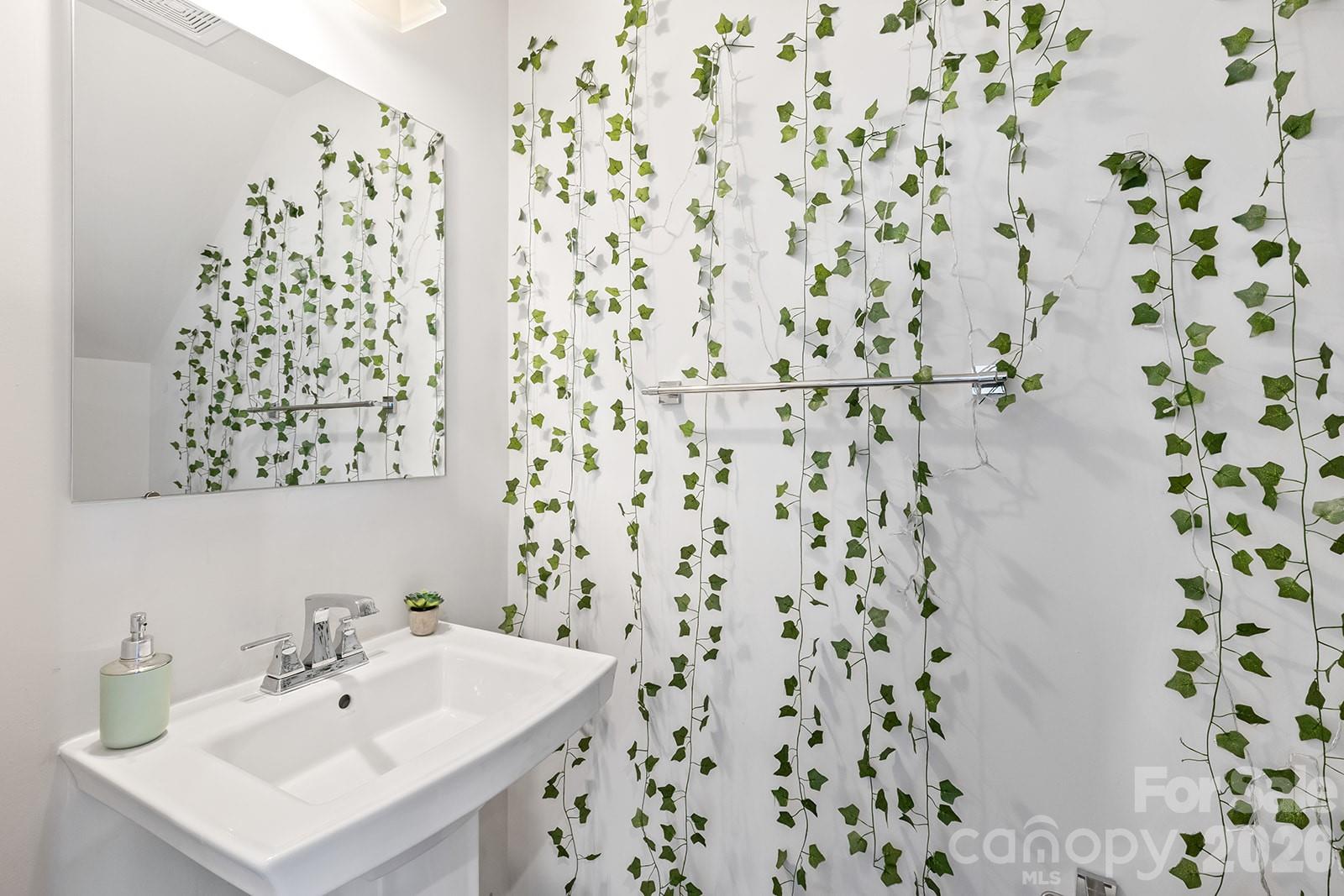 OakLawn - Residential