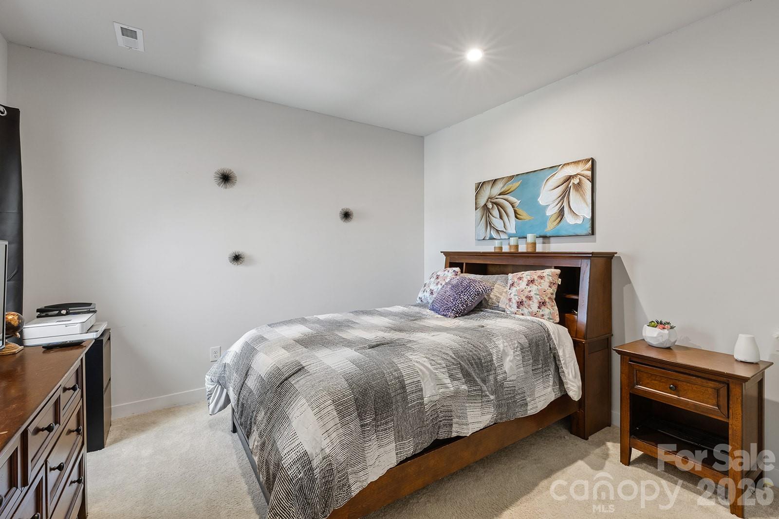 OakLawn - Residential