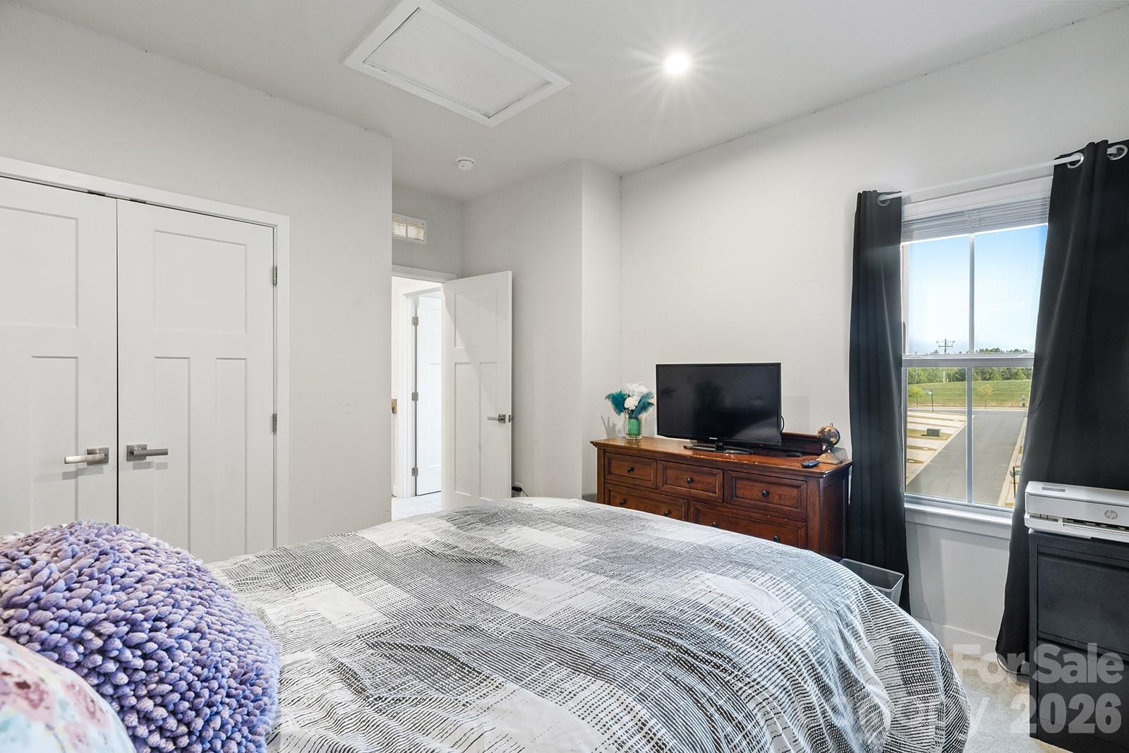 OakLawn - Residential