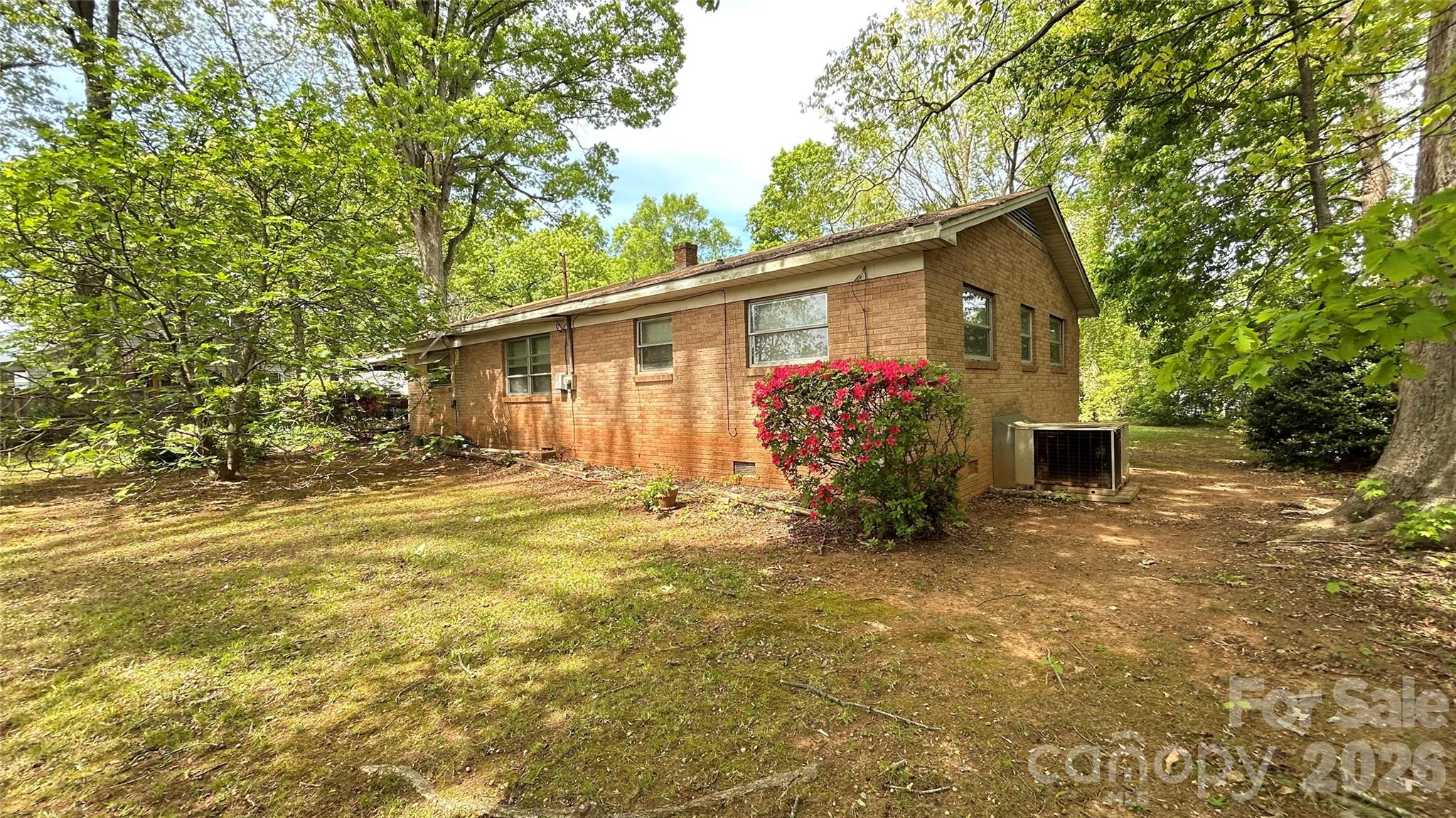 3520 Winslow Drive 1 & 2